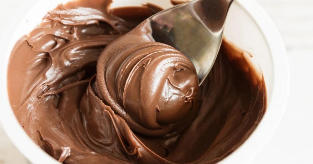  Chantilly de chocolate, para rechear e cobrir seus bolos e sobremesas, muito fácil 