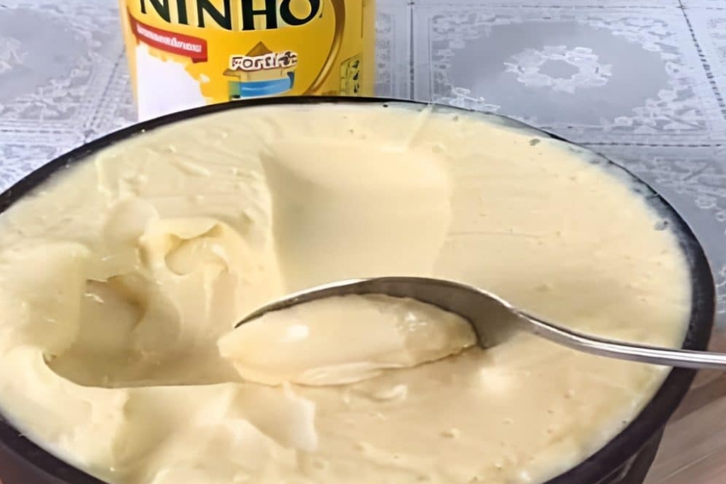 Mousse de leite ninho só 4 ingredientes, você não vai querer outra sobremesa além dessa